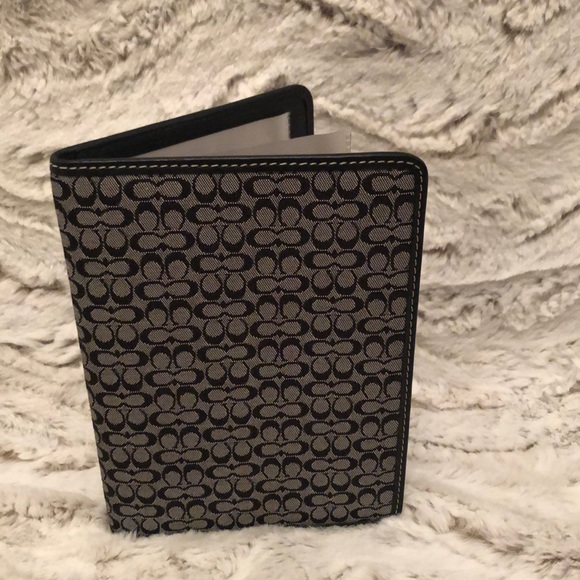 Coach Photo Album - Picture 1 of 2